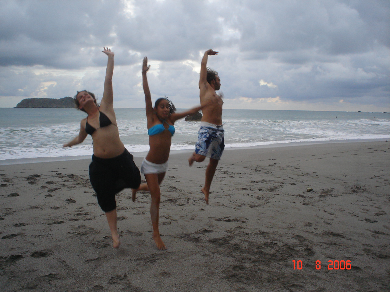 Manuel Antonio, villa nueva!!!! BUENASO!! 082