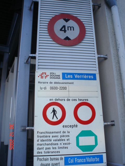 Neuchtel OUI OUI -35 Brevine (26)