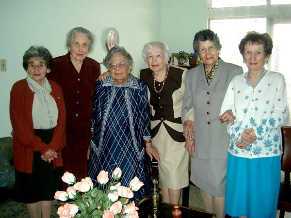 tiadaisy+friends.jpg